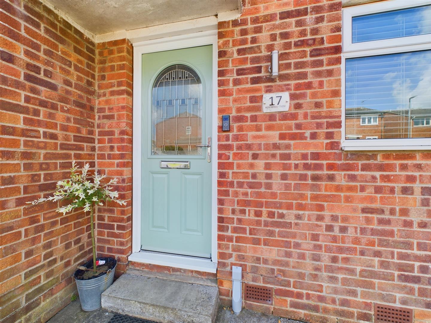 Rosewood Close, Bridlington Belts Estate Agents